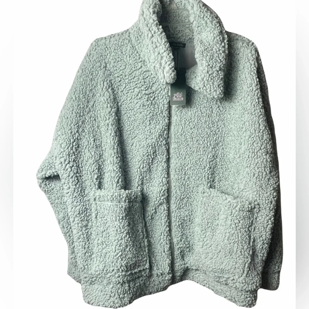 Wild Fable Oversized pocket front sherpa bomber jacket size‎ large cozy winter